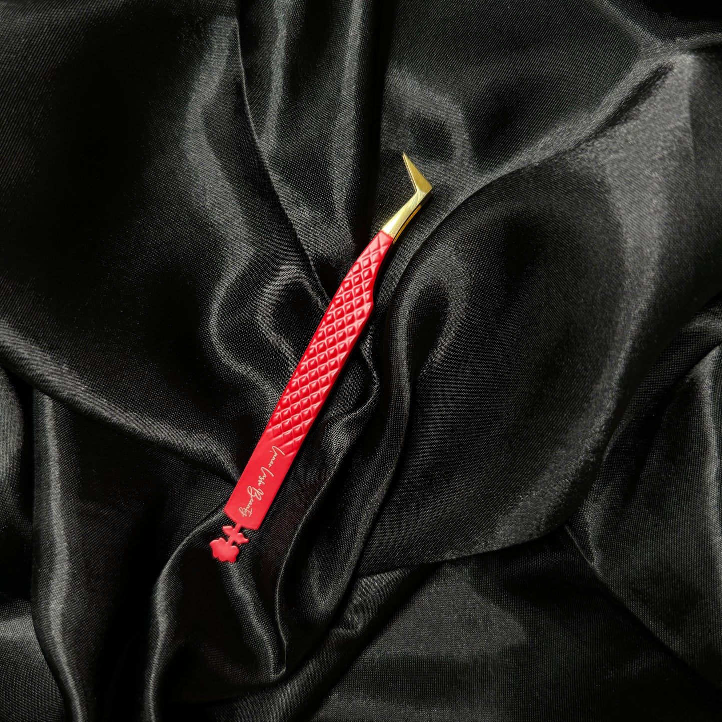 (L-ove Shaped) Fiber Tip Volume Tweezer